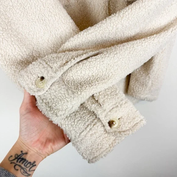 BeachLunchLounge Tory Fleece Jacket Teddy Sherpa Shacket Cream Size Large - Picture 8 of 11